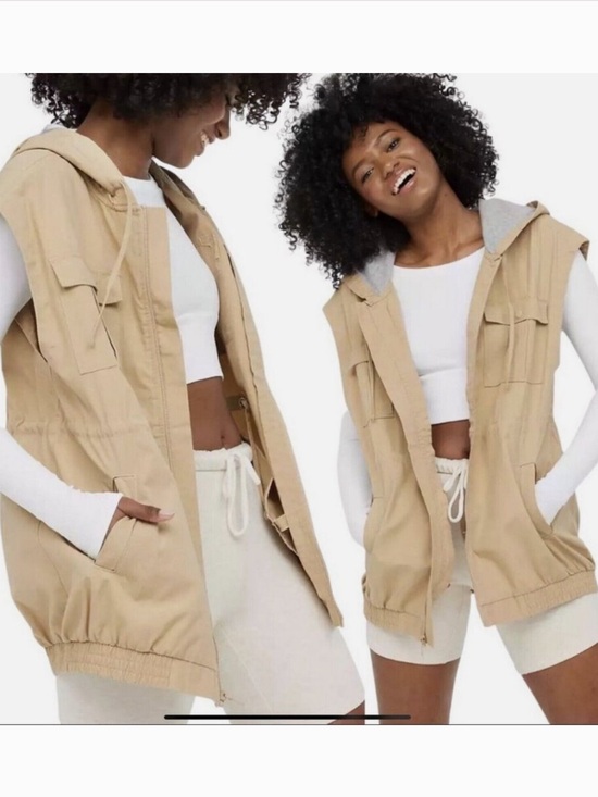 aerie Jackets & Blazers - Aerie Sleeveless Hooded Utility Jacket size XXL